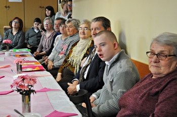 25 stycznia w szkole przy ul. Kazimierza Wlk. doszło do nietypowego zdarzenia – taneczny występ naszych uczniów został przerwany komunikatem z ostatniej chwili. W specjalnym wydaniu „Wiadomości”... (więcej) 2