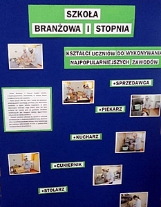 Giełda Informacji Zawodowej na dobre wpisała się już do kalendarza ważnych lokalnych wydarzeń. Tegoroczna edycja wydarzenia - wzorem lat ubiegłych - zorganizowana została w I Liceum Ogólnokształcącym w Bochni 24 marca. (więcej) 1