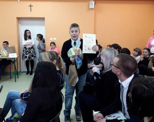 Dnia 29 listopada uczniowie naszej szkoły wzięli udział w V międzyszkolnym konkursie polonistycznym, organizowanym przez Ośrodek Szkolno-Wychowawczy w Skawinie. (więcej) 2