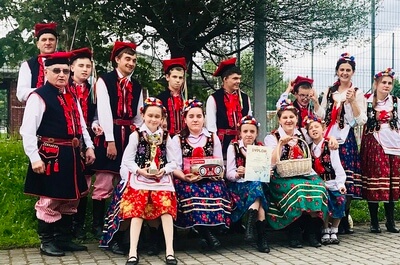 Zespół „Krakowiacy” popularyzując polską kulturę ludową zaprezentował się 21 maja na XXVIII Wojewódzkim Przeglądzie Zespołów Artystycznych Szkolnictwa Specjalnego w Skawinie. (więcej) 2